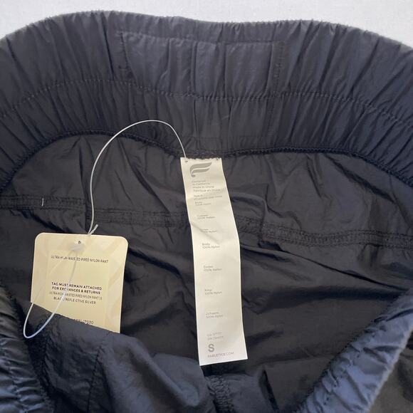 Fabletics Pants Small Black Ultra High Waisted Performance Athleisure Casual New - Picture 3 of 7